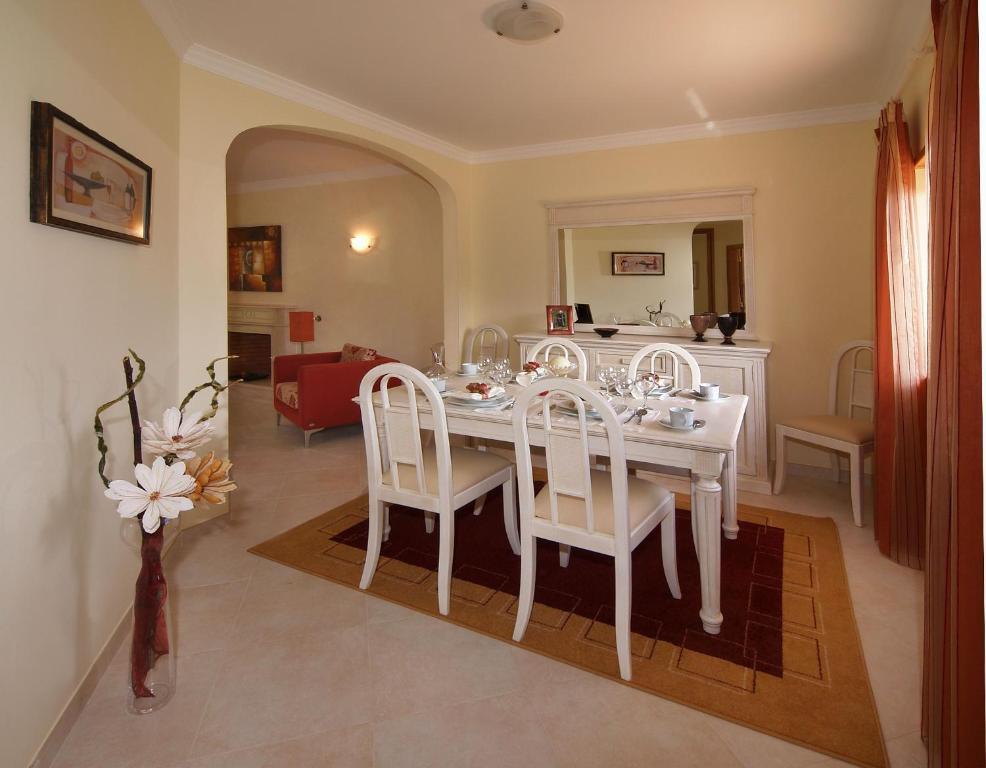 Oasis Parque Country Club Hotel Portimão Szoba fotó