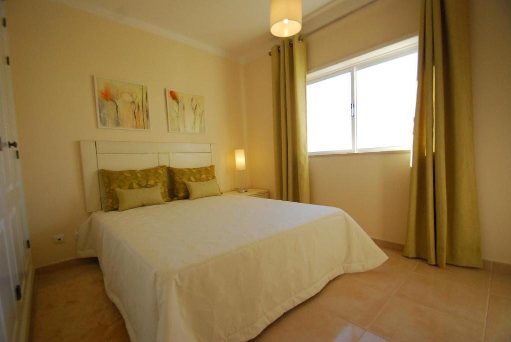 Oasis Parque Country Club Hotel Portimão Szoba fotó